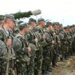 В Киев из Днепропетровска направлена бригада ВДВ, сообщил глава Минобороны