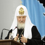 Патриарх призвал бороться за суверенитет России
