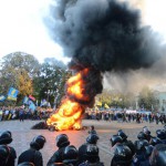 «Правый сектор» проводит акцию протеста у здания администрации президента